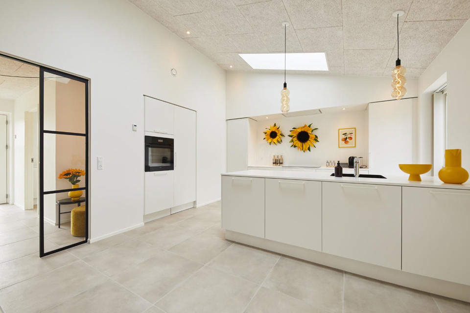 God lyd kommer oppefra God lyd kommer oppefra