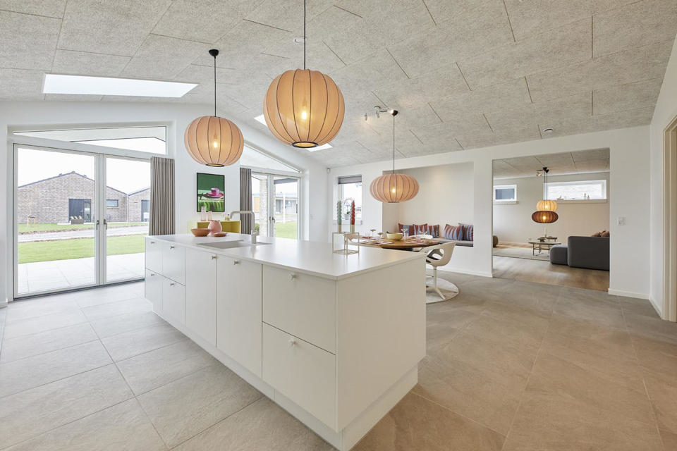 God lyd kommer oppefra God lyd kommer oppefra